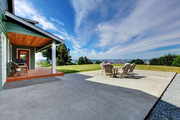 Cost of Backyard Paving in Daphne